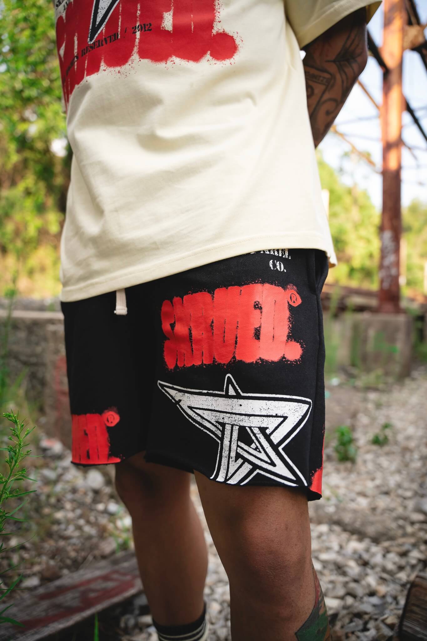 Energy Star Grafitti Shorts - Black