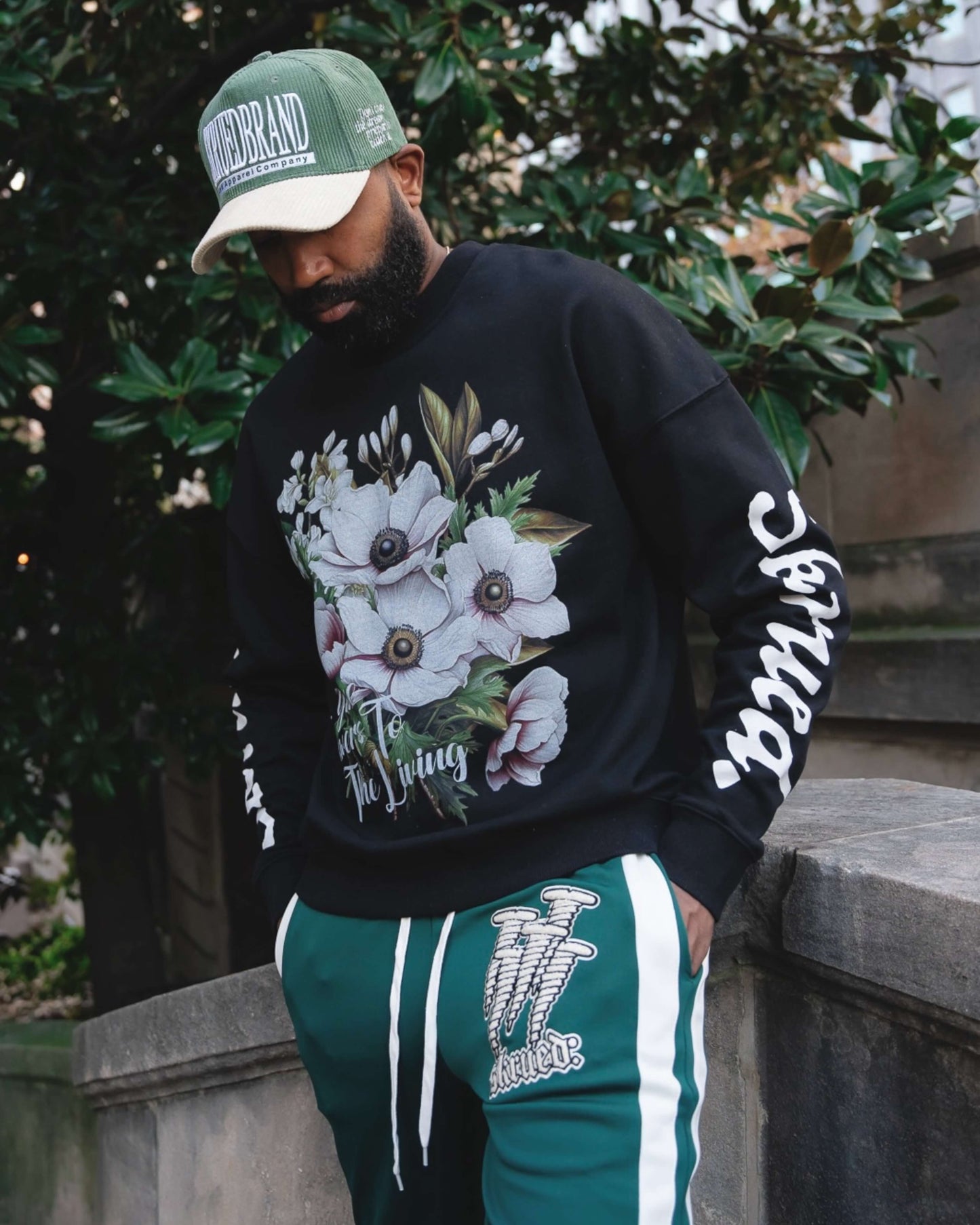 Give Flowers Crewneck